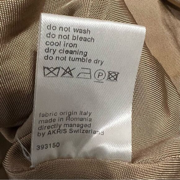 Akris Punto Black Flared Hem Ribbed Knit‎ Short Sleeve Black Dress - 8 - Picture 16 of 16